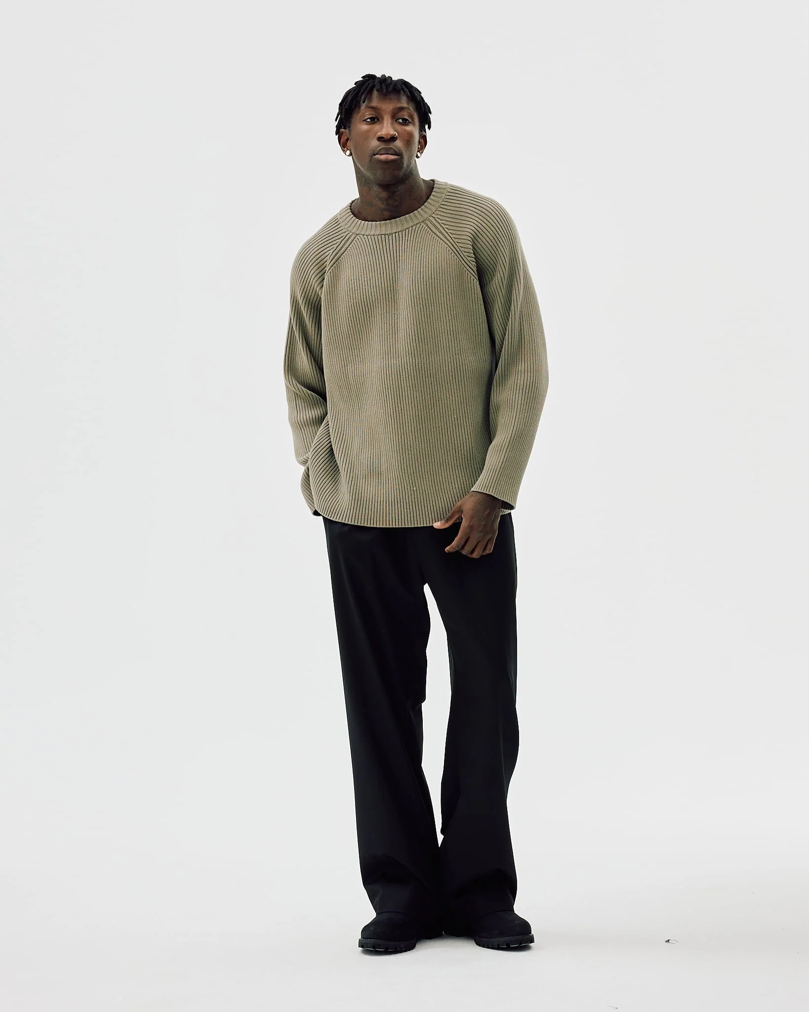 RAGLAN KNIT SWEATER (unisex)