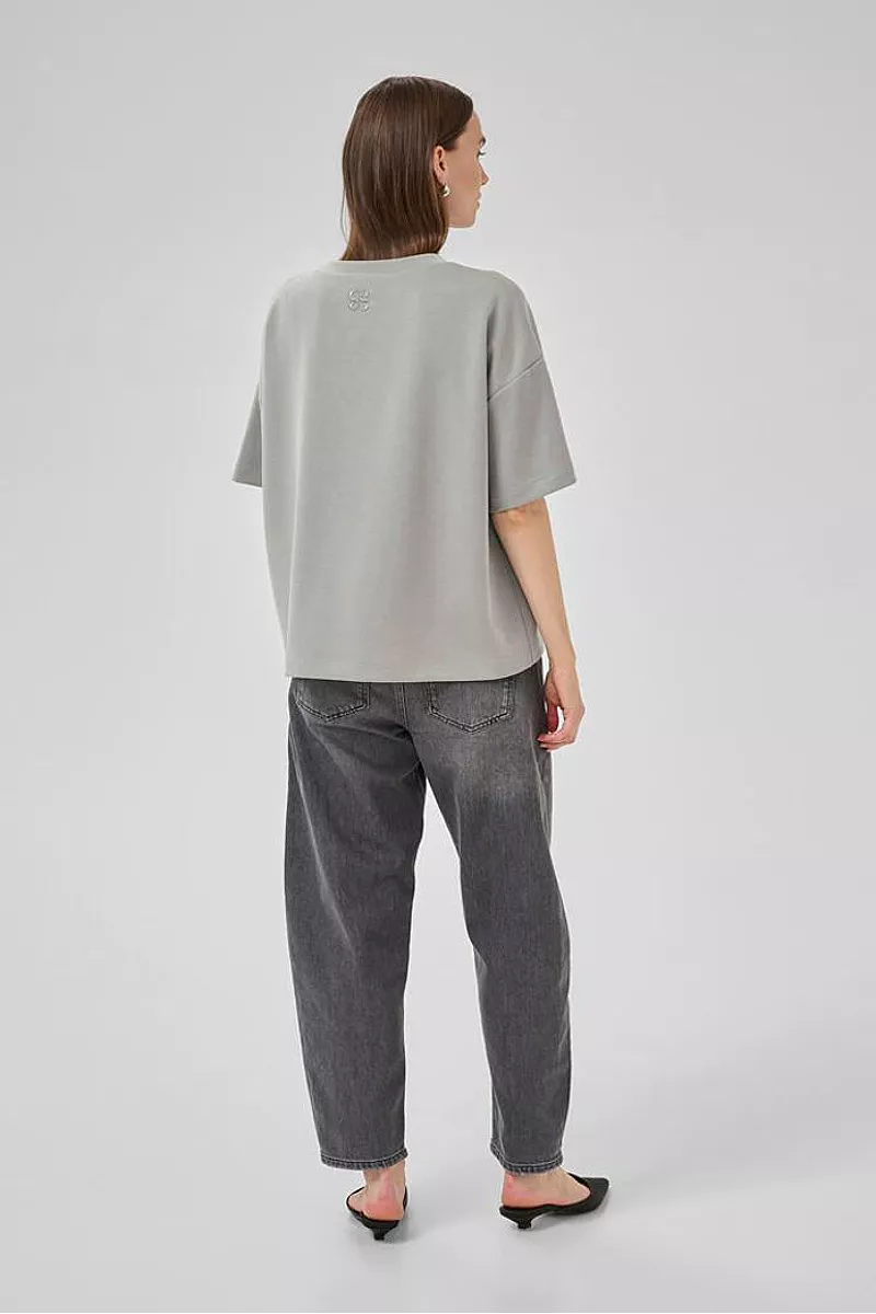 HelleMW EMB Boxy Tee