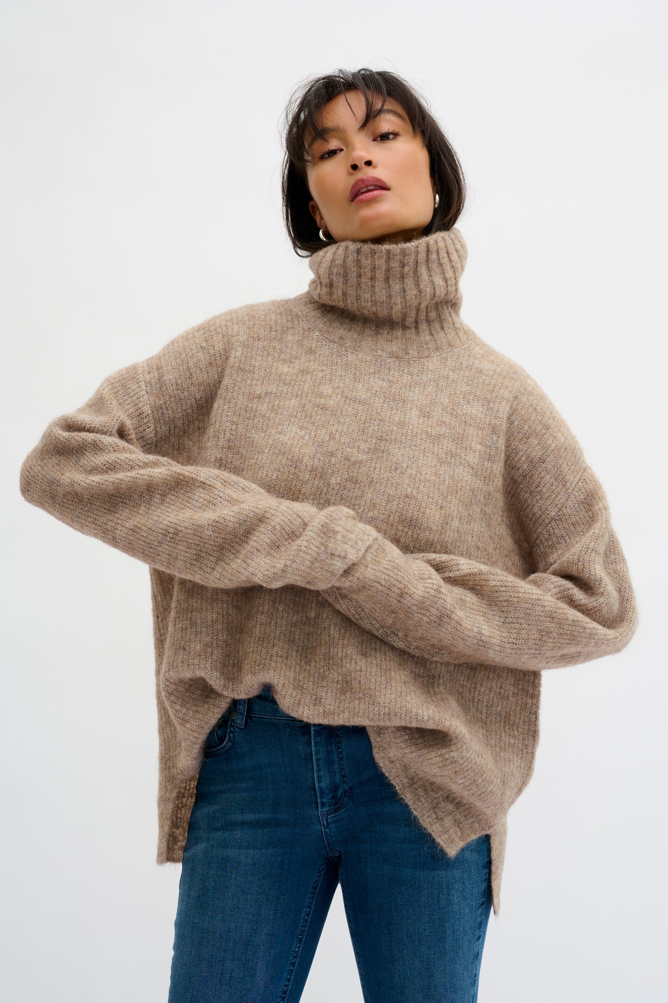 11 THE KNIT ROLLNECK